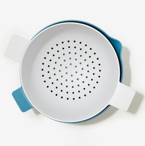 Colander and Bowl Set. Unopened/Unused